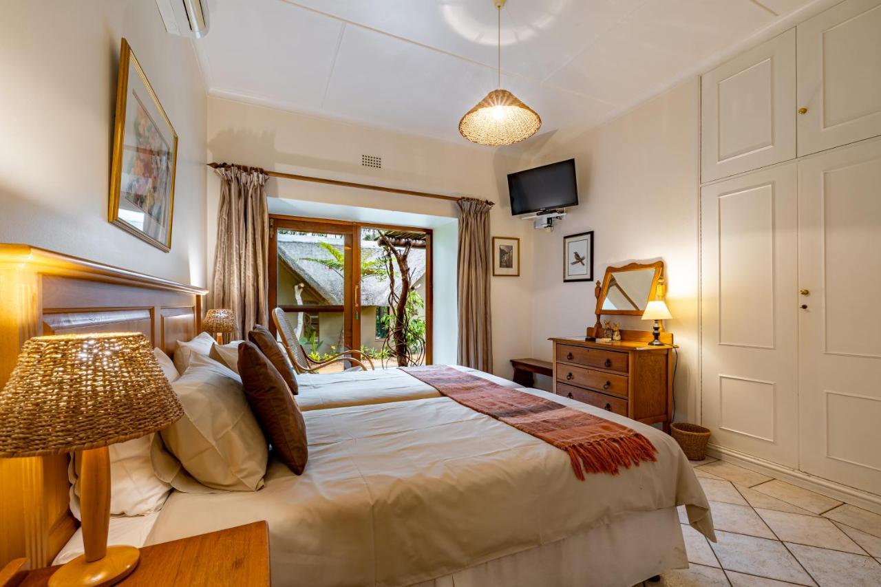 Mhlati Guest Cottages Malalane Bagian luar foto