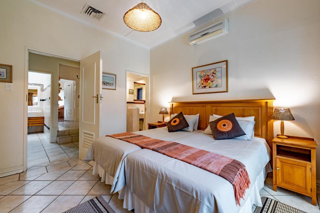 Mhlati Guest Cottages Malalane Bagian luar foto