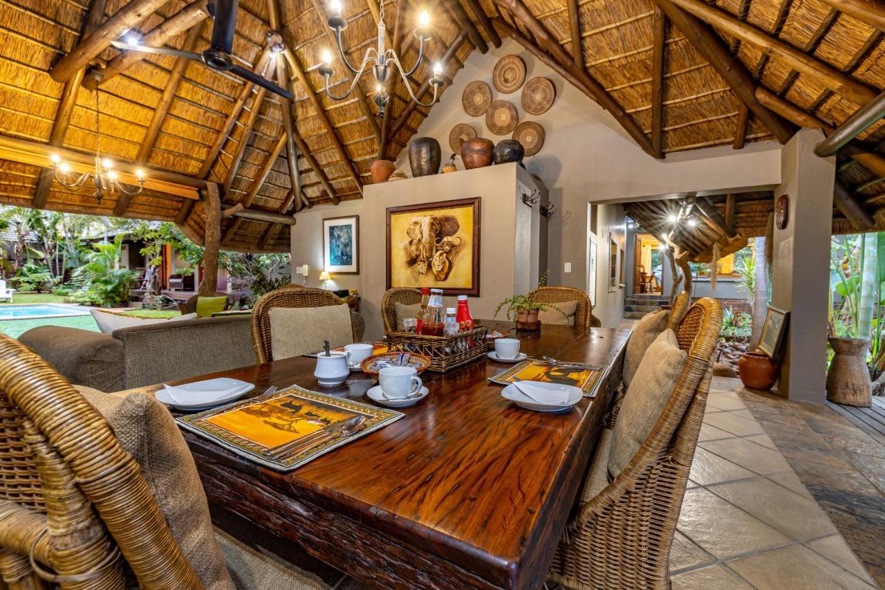 Mhlati Guest Cottages Malalane Bagian luar foto